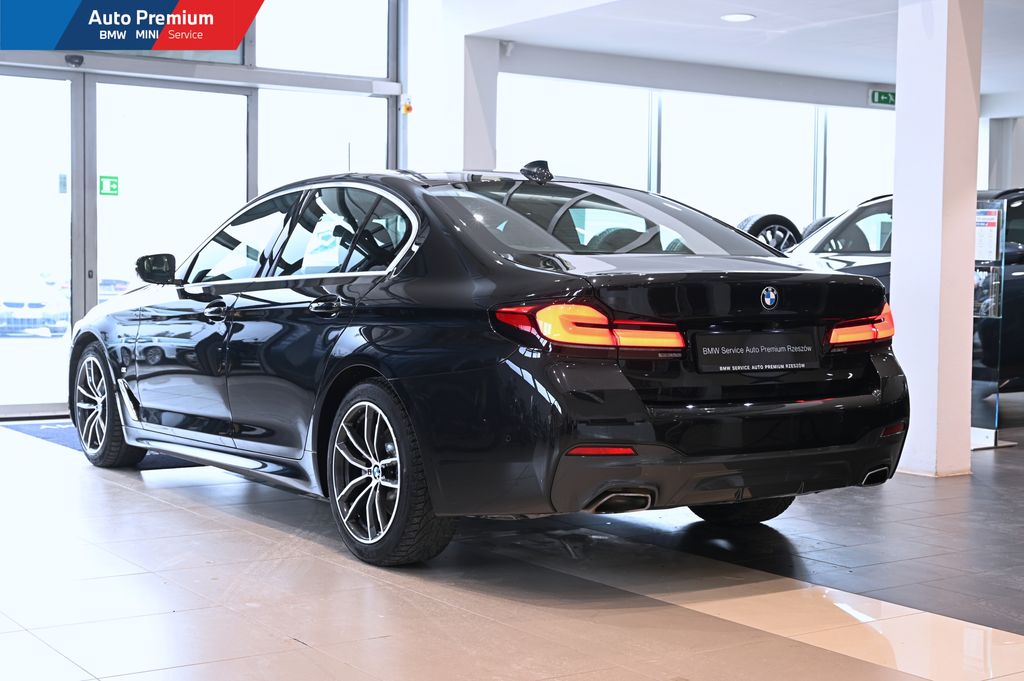 520i