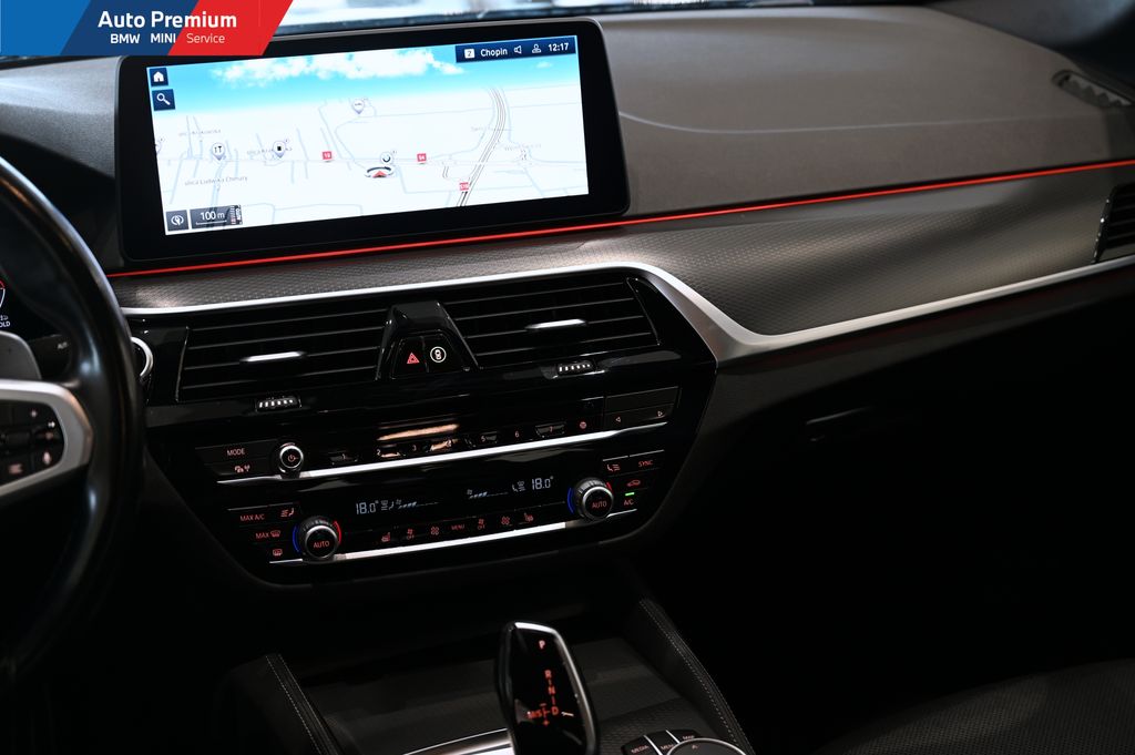 520i