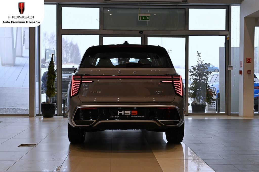 Hongqi HS3 1.5 T