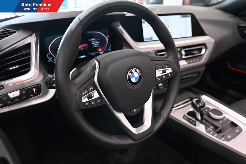 Z4 sDrive20i