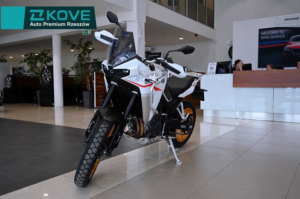 Kove 800X Touring