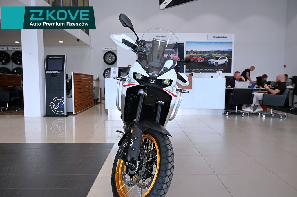 Kove 800X Touring