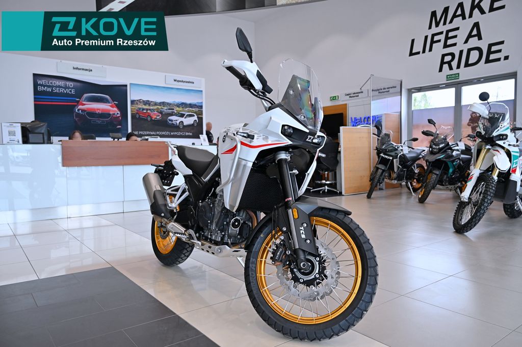 Kove 800X Touring