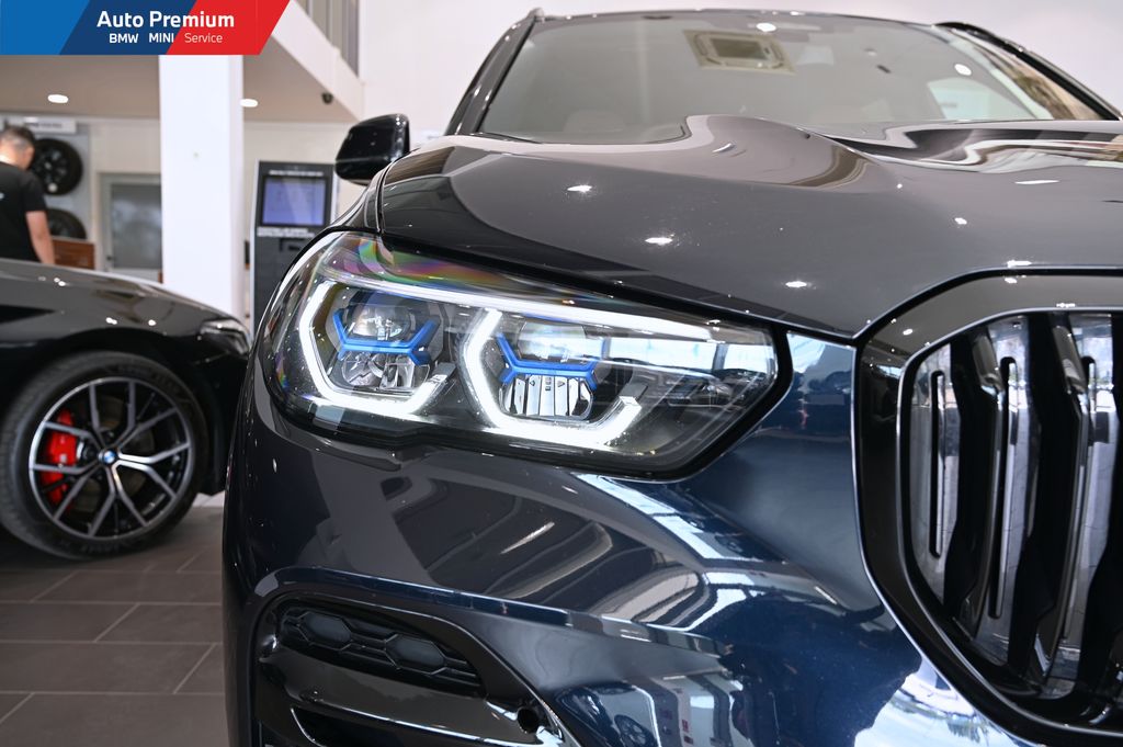 BMW G05 X5 XDRIVE40D RHD