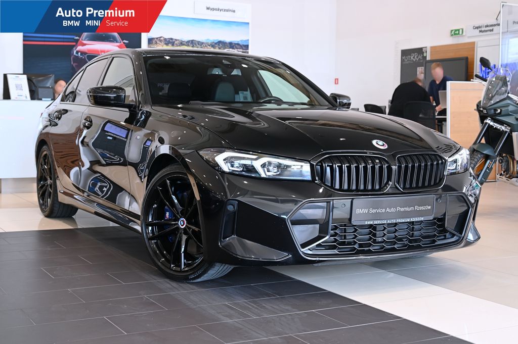 BMW Seria 3 G20 330i xDrive Sedan benzyna