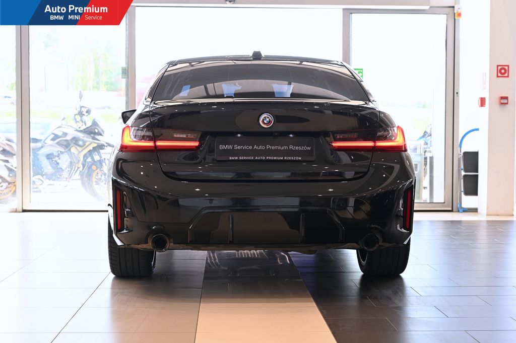 BMW Seria 3 G20 330i xDrive Sedan benzyna