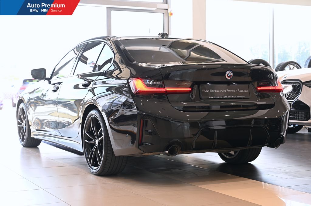BMW Seria 3 G20 330i xDrive Sedan benzyna