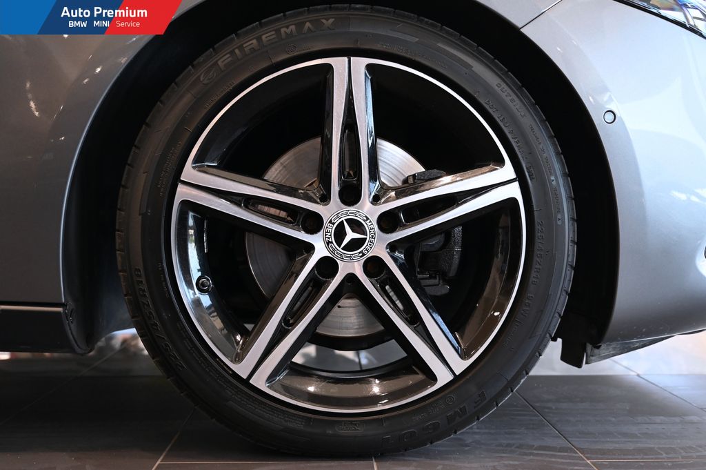 Mercedes-Benz A 180d