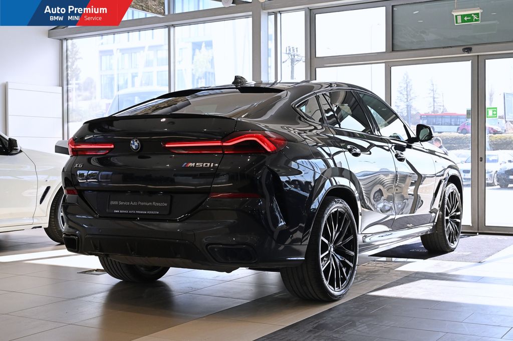 X6 M50i