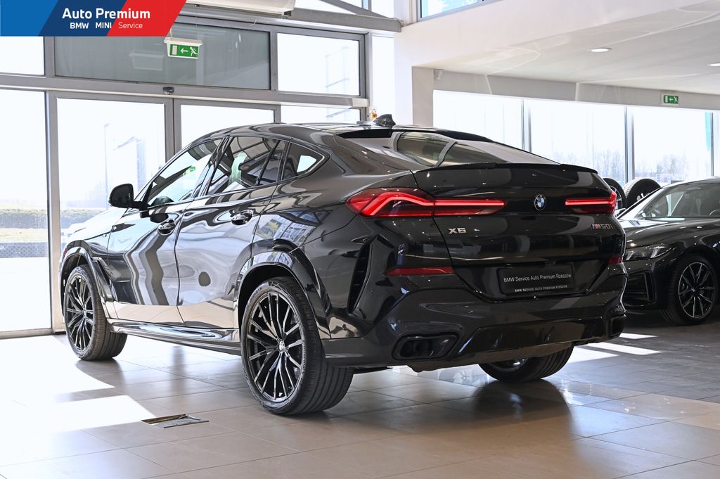 X6 M50i