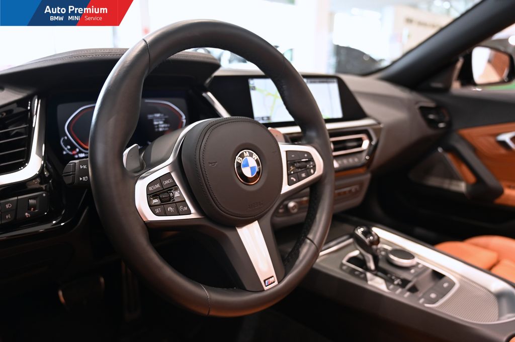 Z4 sDrive20i