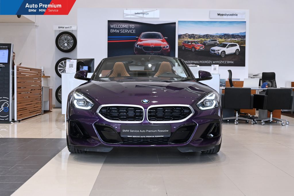 Z4 sDrive20i