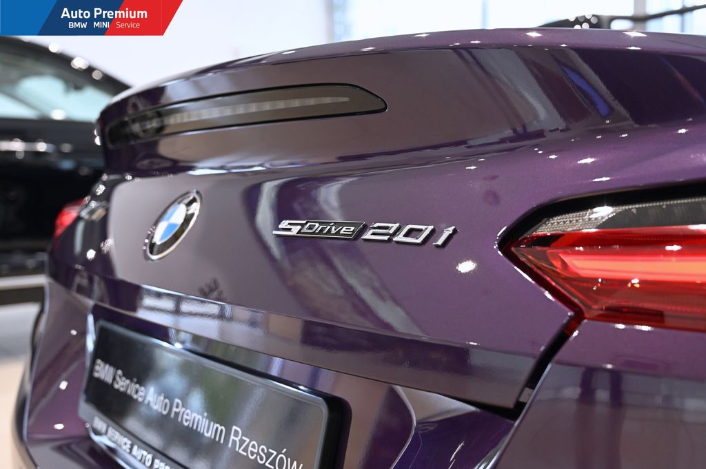 Z4 sDrive20i