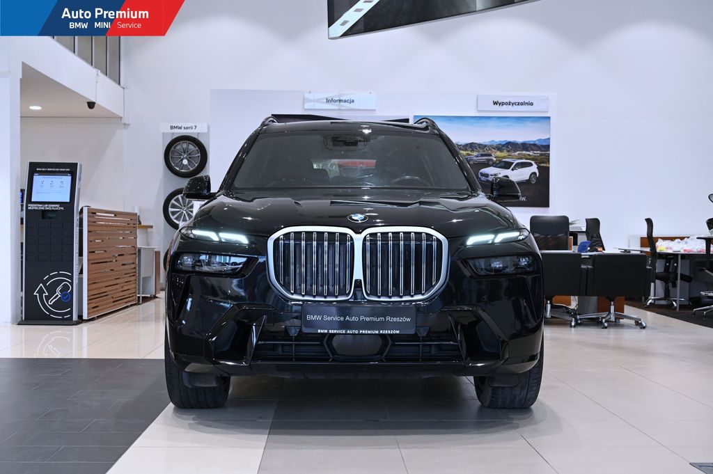 BMW G07 X7 xDrive40d diesel