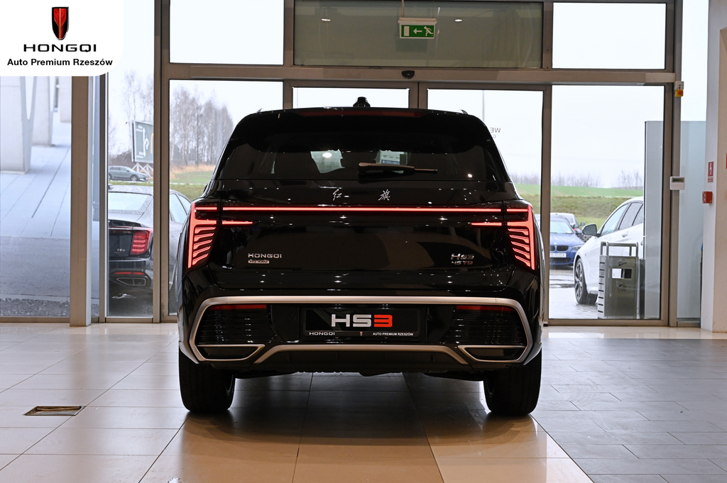Hongqi HS3