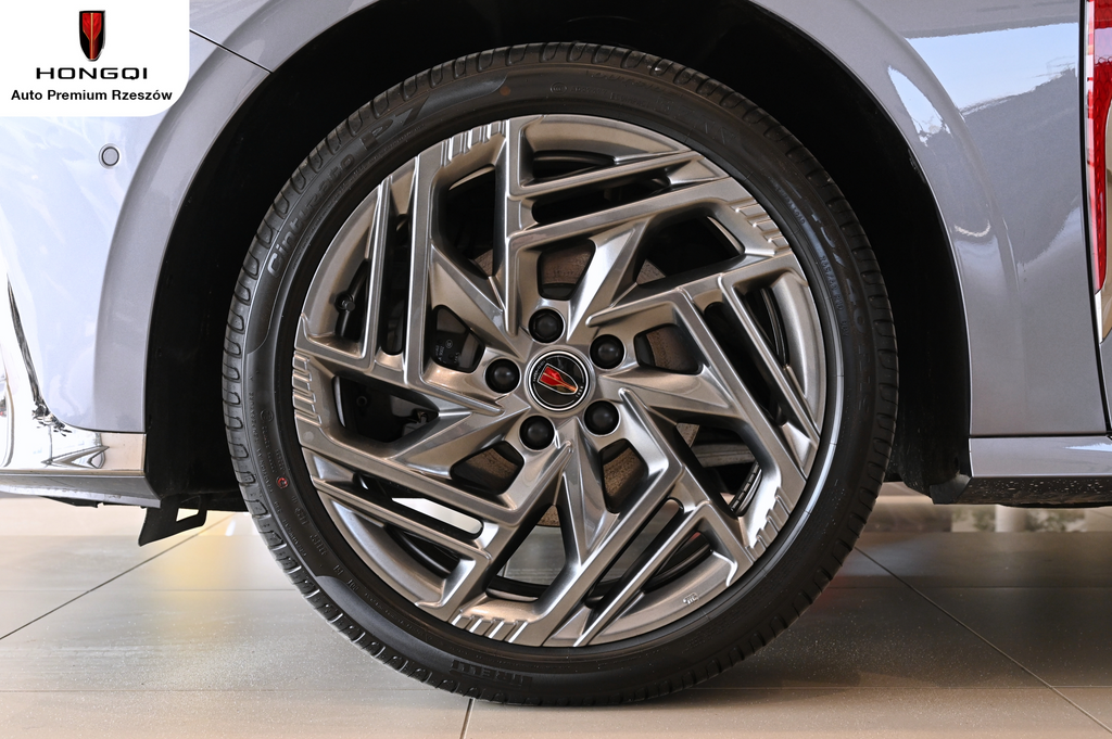 Hongqi H6