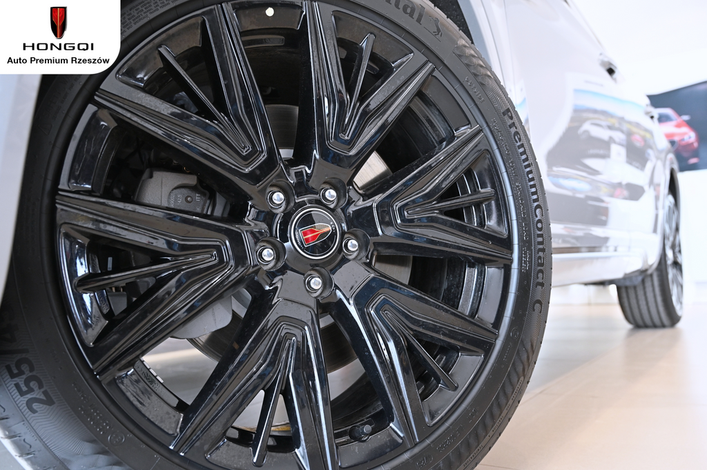 Hongqi HS5 2.0T AT 4WD