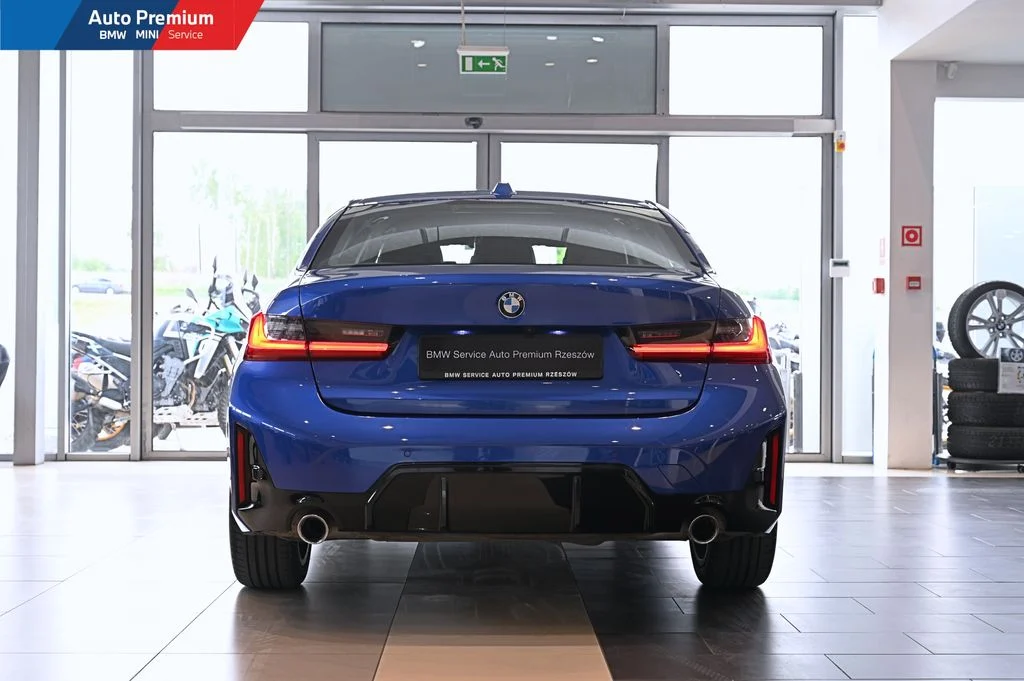 318i LCI