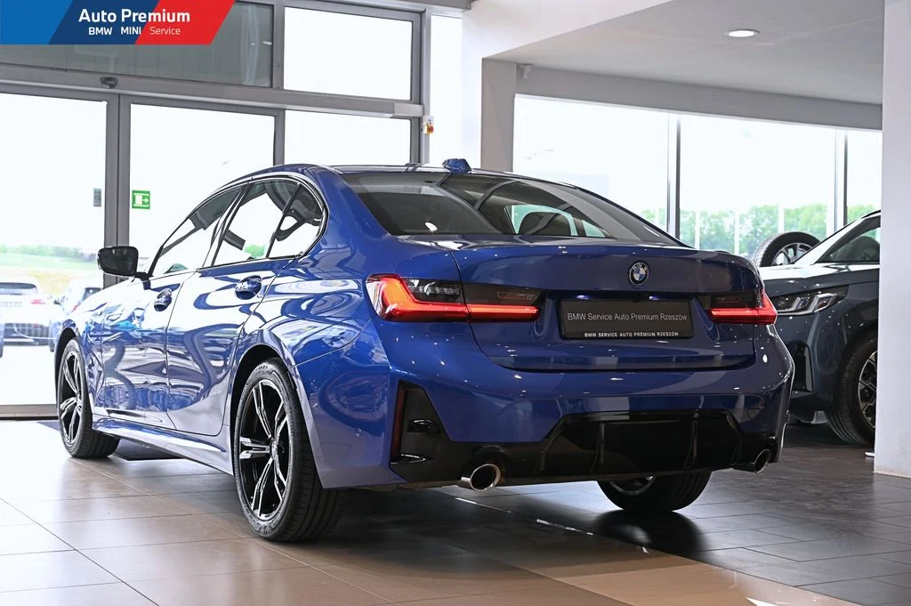 318i LCI