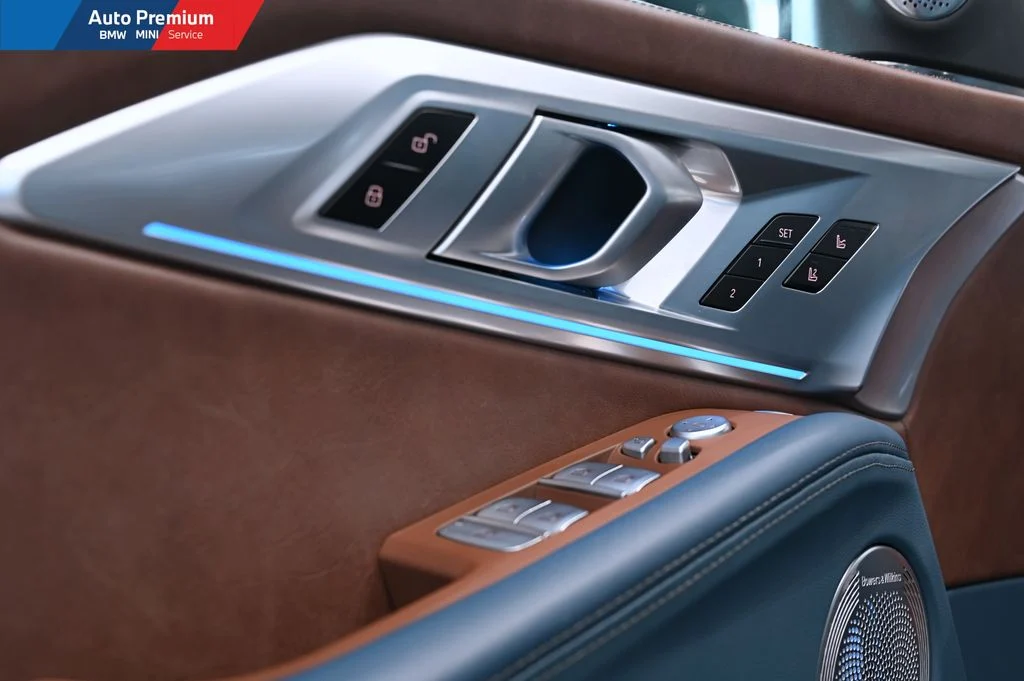 BMW XM