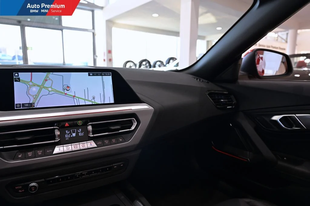 Z4 sDrive20i