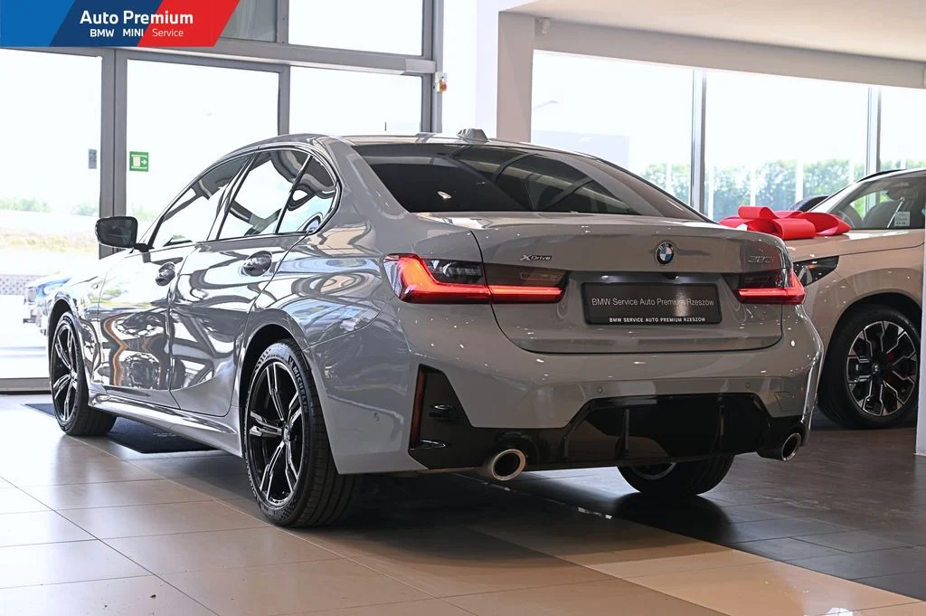 320i xDrive