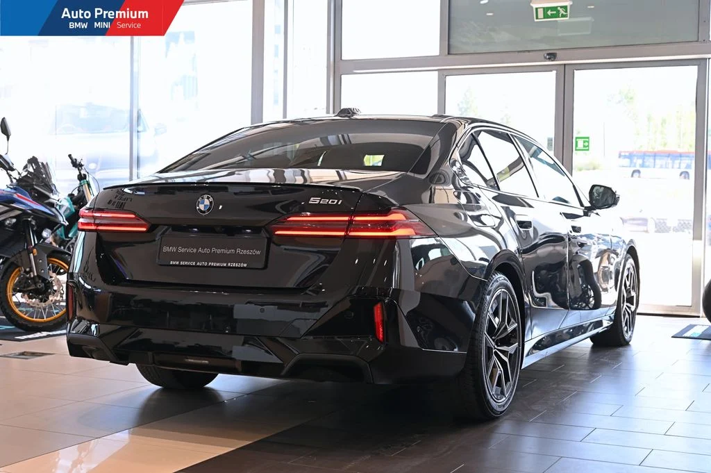 520i