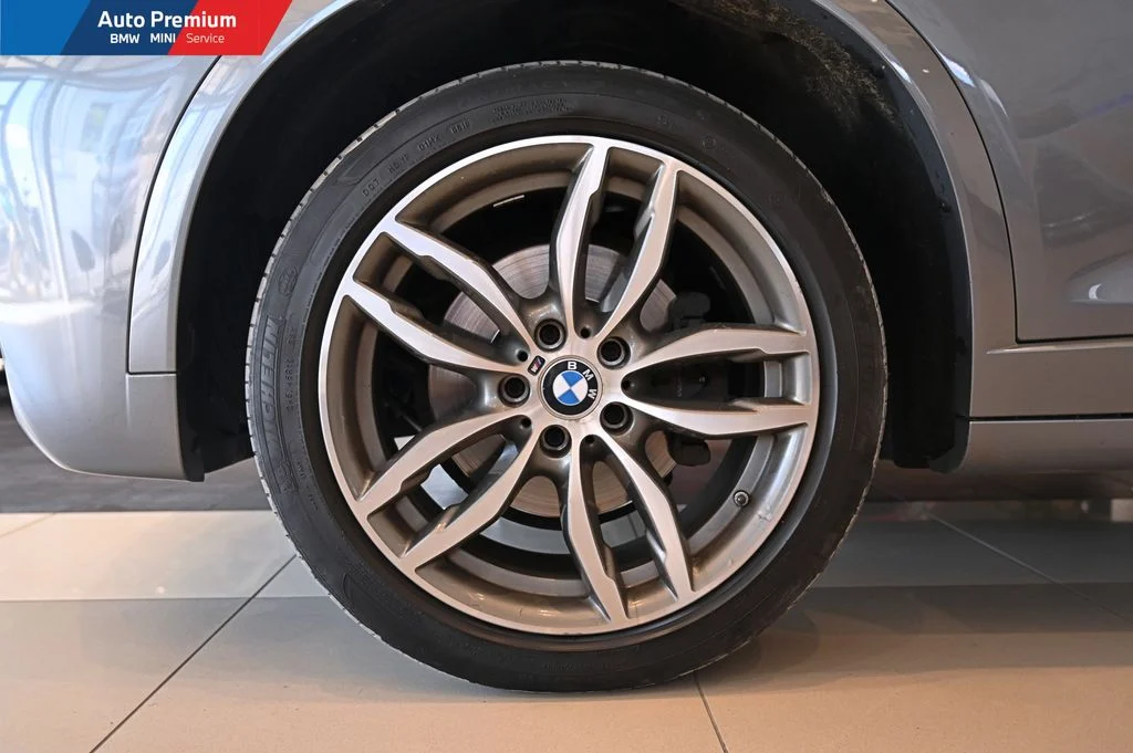 xDrive28i