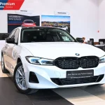 318i