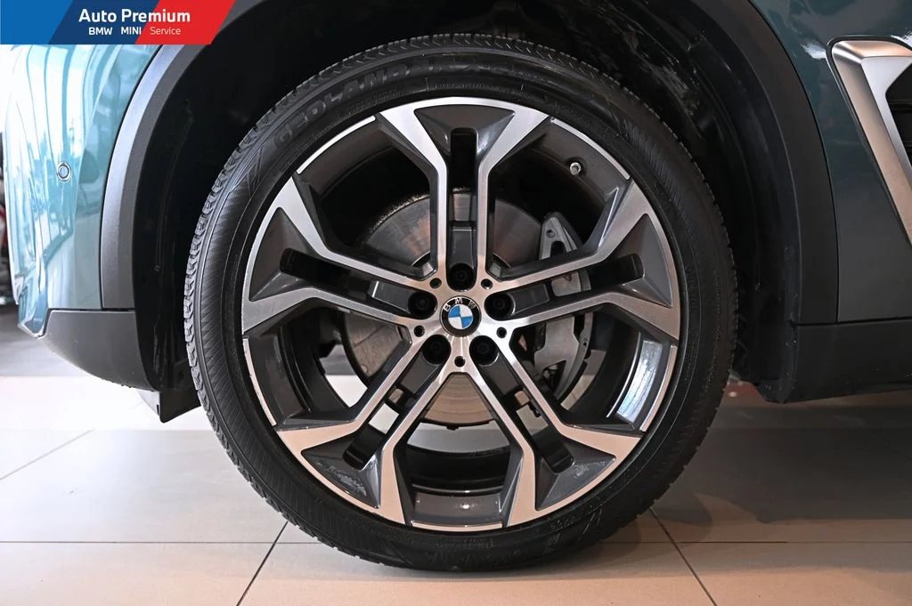 X5 xDrive 30d LCI