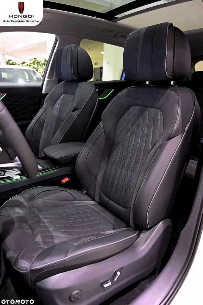 Hongqi HS5