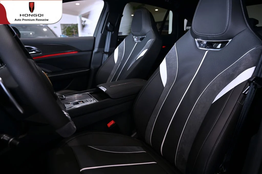 Hongqi H6