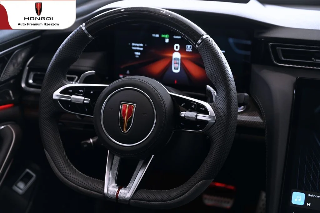 Hongqi H6