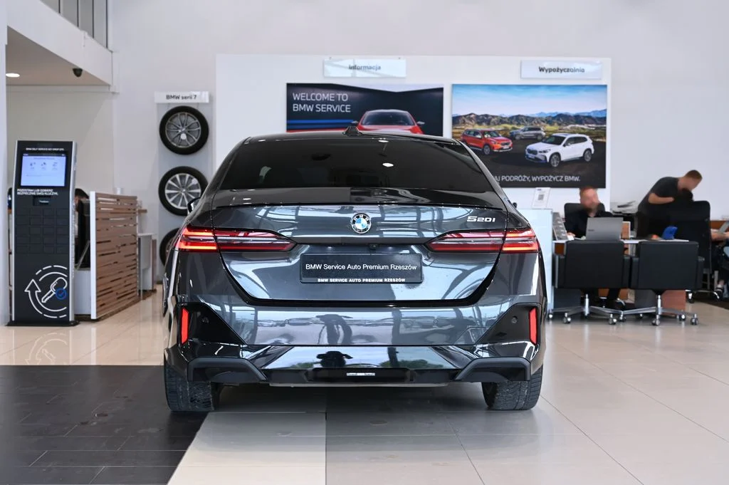 520i