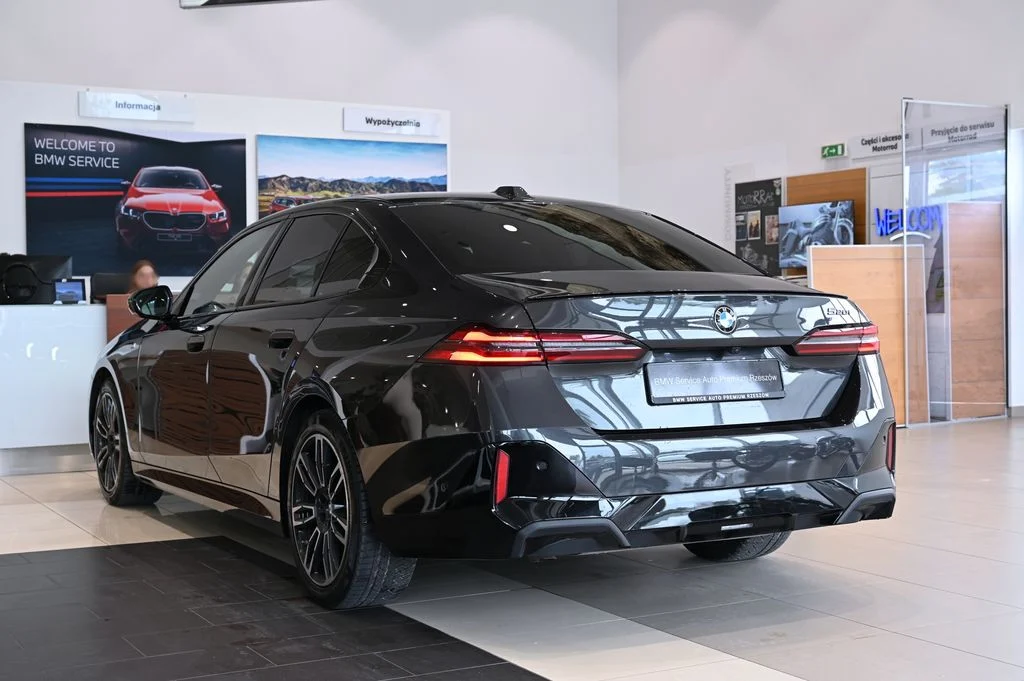 520i