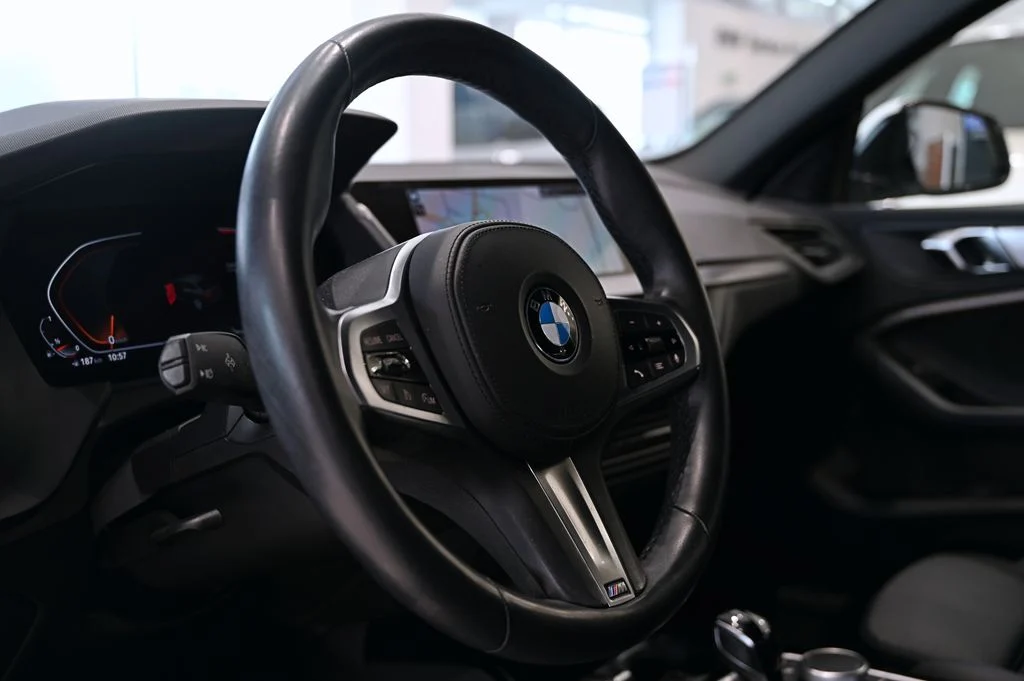 218i