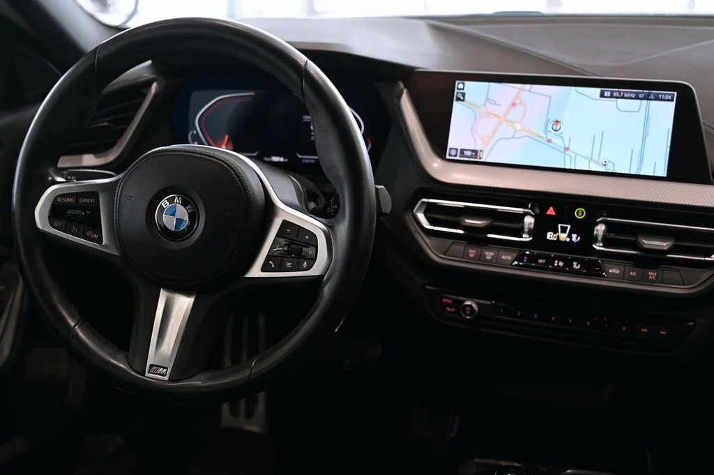 218i