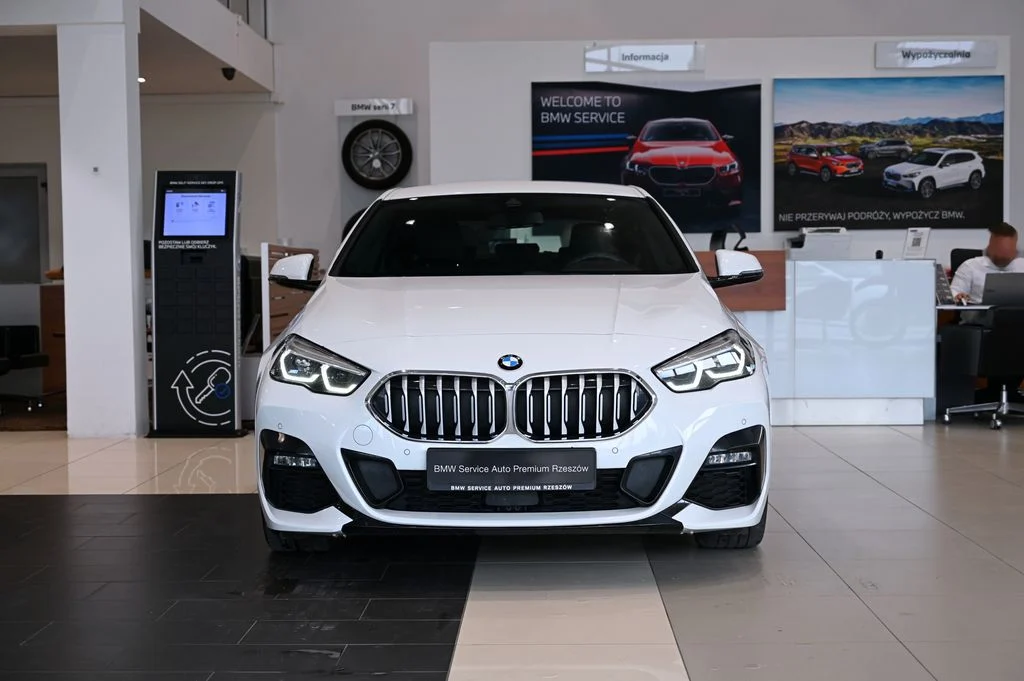 218i