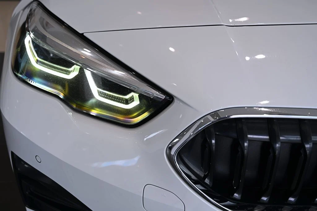 218d