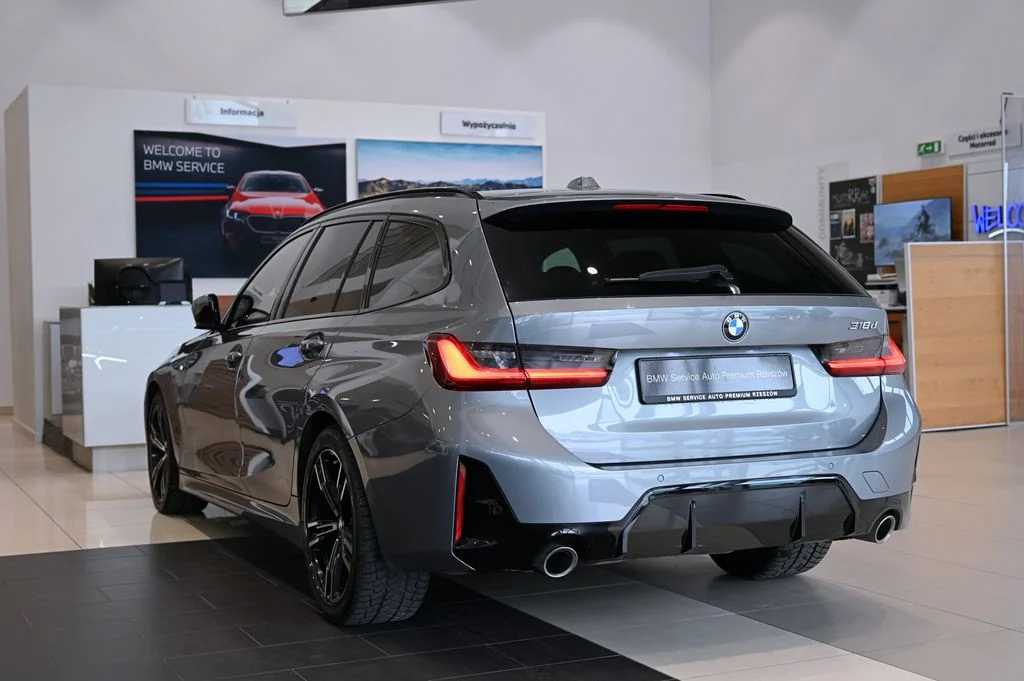 318d