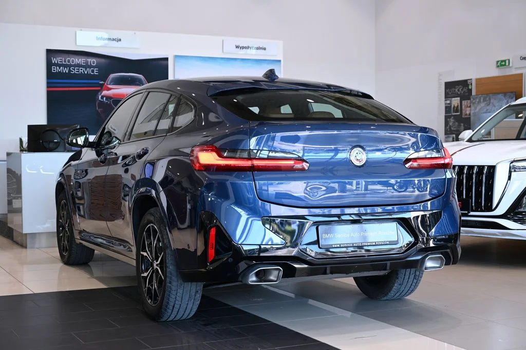 X4 xDrive20i