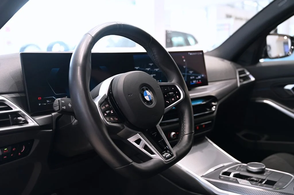 330i xDrive