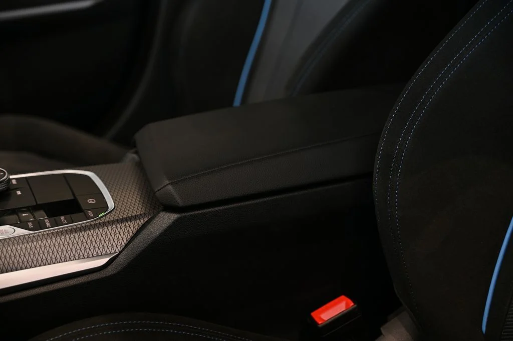 330i xDrive