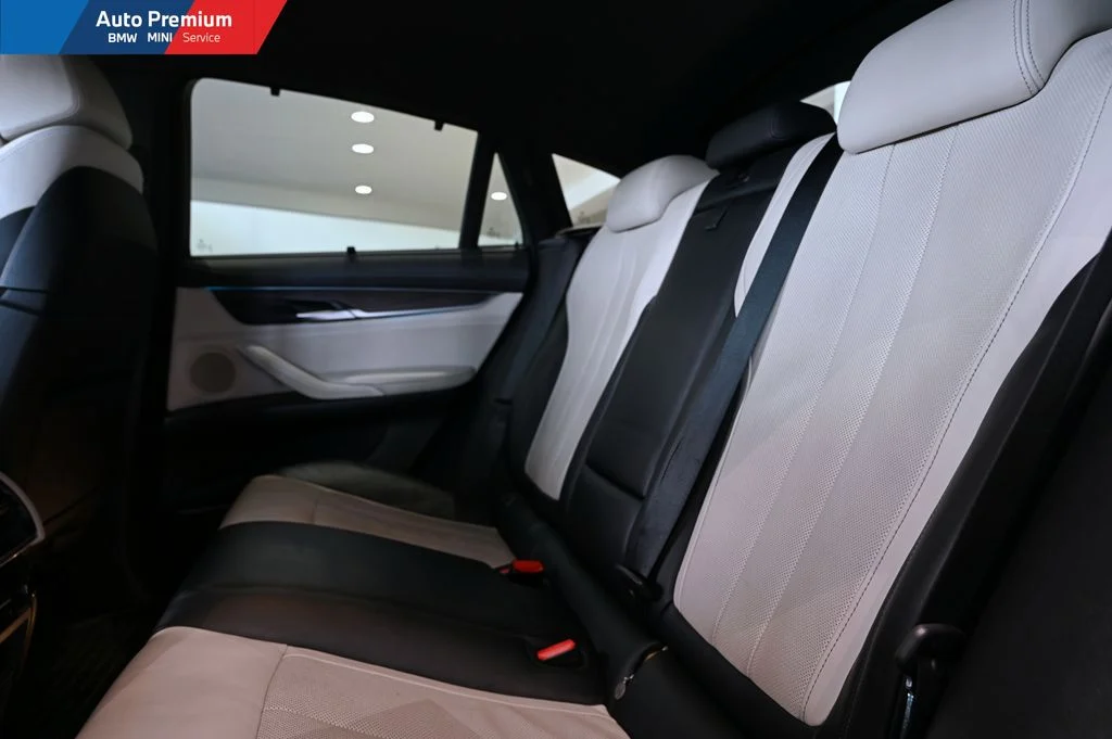 X6 M50d