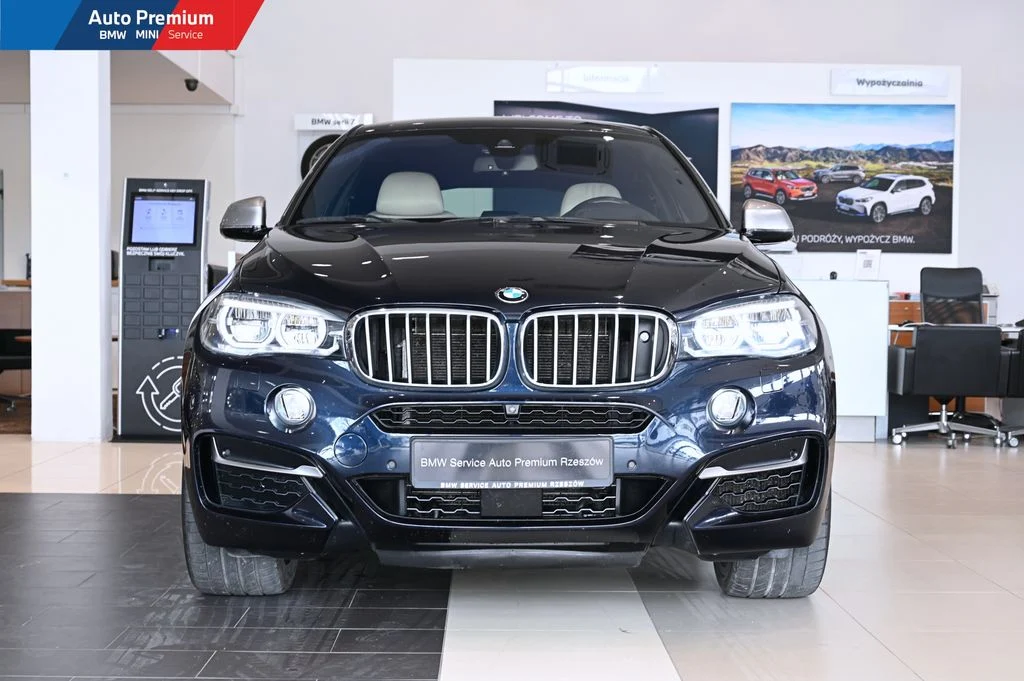 X6 M50d