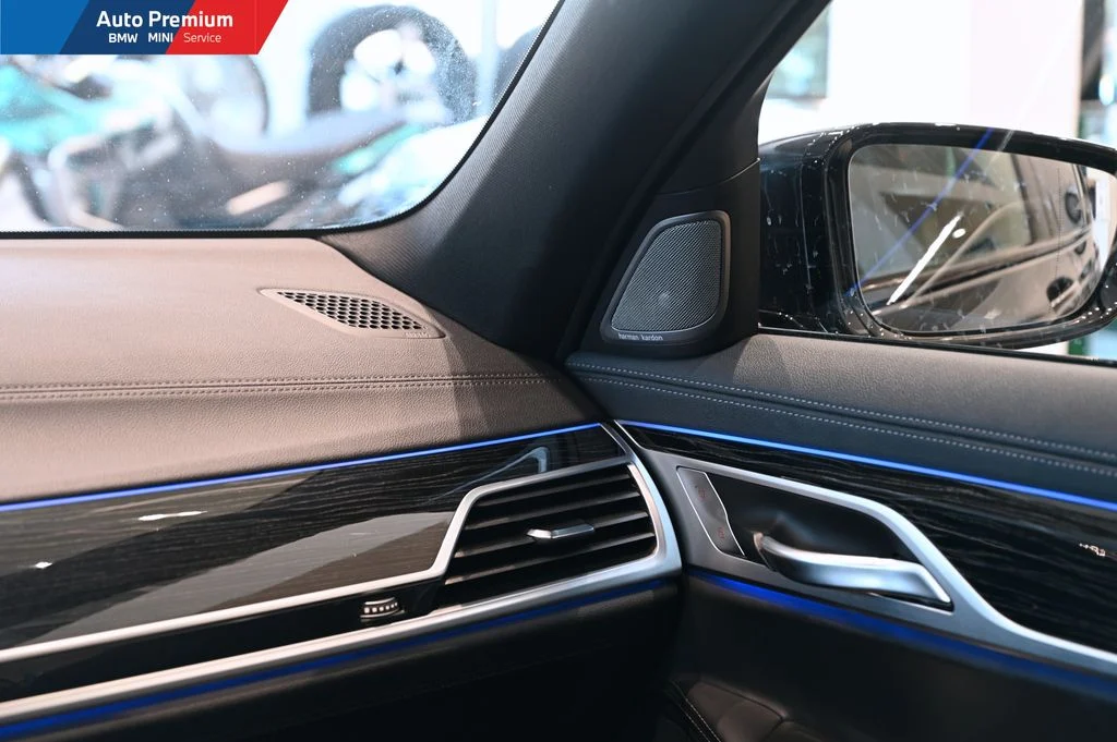 730d xDrive