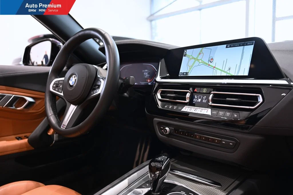 Z4 sDrive20i