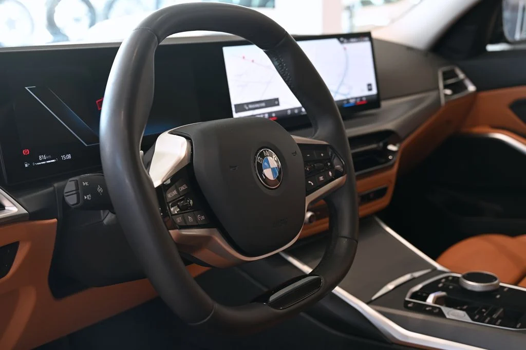 318i Touring