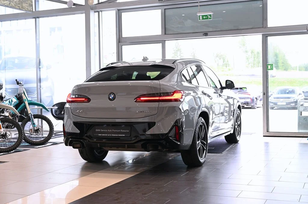 X4 xDrive30d