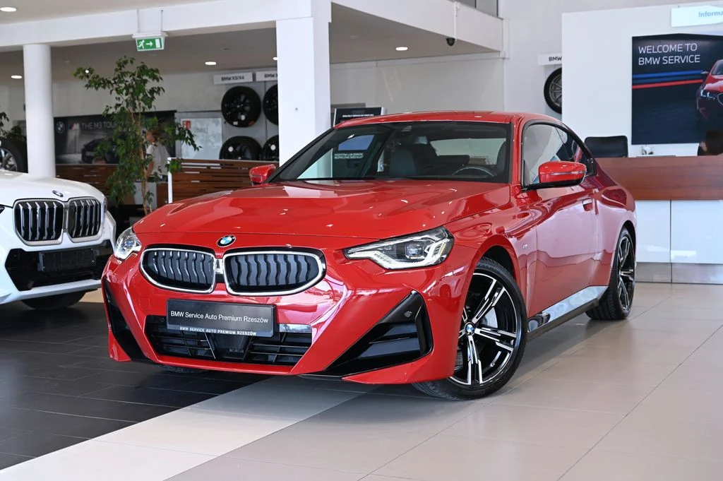 230i